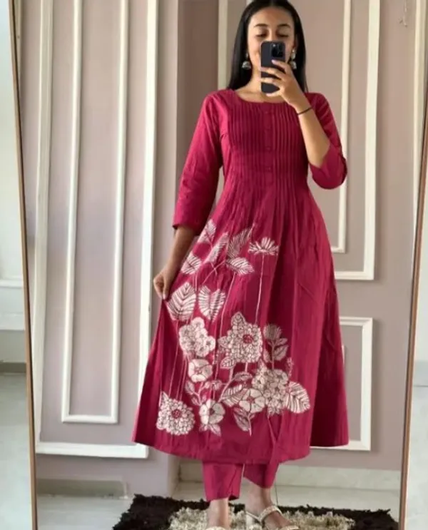 Rani_Pink_Beautiful_Cotton_Floral_Print_With_Pintex_Work_Kurta_Set_For_Women