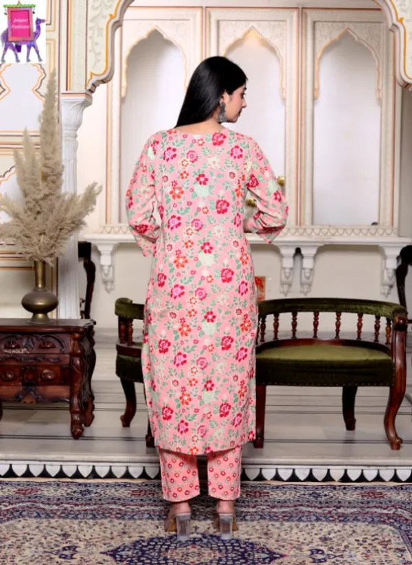 Jaipuri_Print_V_Neck_Cotton_Angrakha_Pattern_Peach_kurta_Set