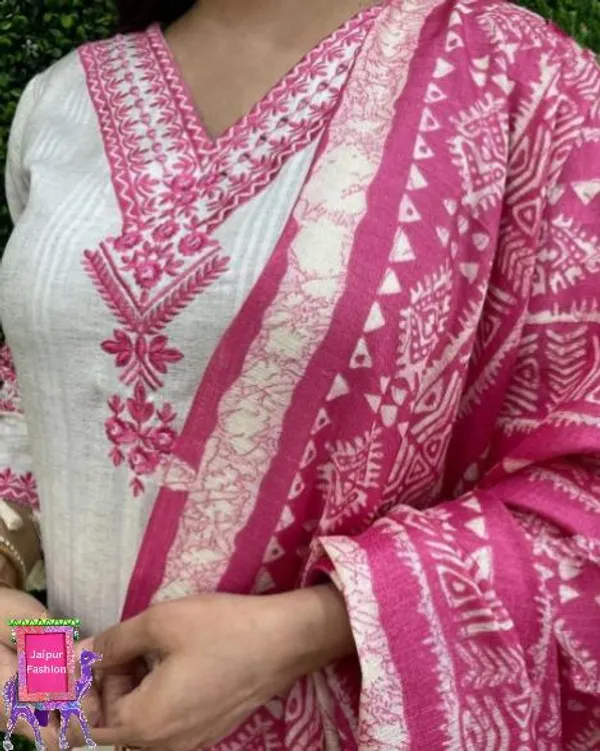 Pink_Cotton_Kantha_Work_Embroidered_Kurta_Set_With_Chanderi_Silk_Digital_Print_Dupatta_For_Women