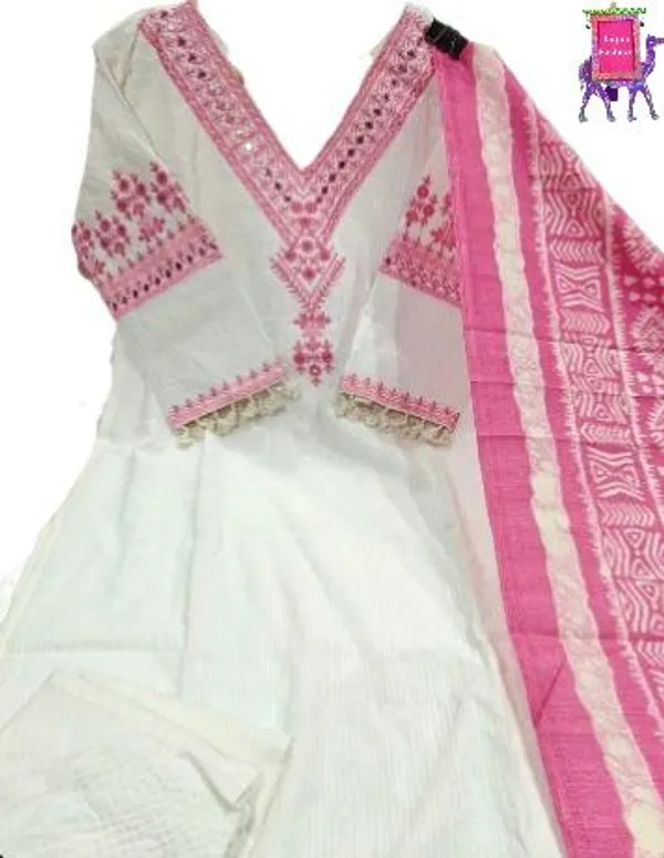 Pink_Cotton_Kantha_Work_Embroidered_Kurta_Set_With_Chanderi_Silk_Digital_Print_Dupatta_For_Women