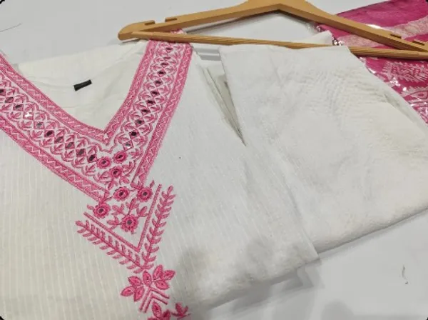 Pink_Cotton_Kantha_Work_Embroidered_Kurta_Set_With_Chanderi_Silk_Digital_Print_Dupatta_For_Women