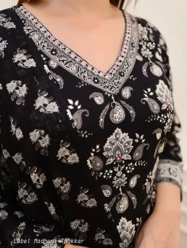 Cotton_Embroidered_Jaipuri_Black_Kurta_Afgani_Bottom_Set