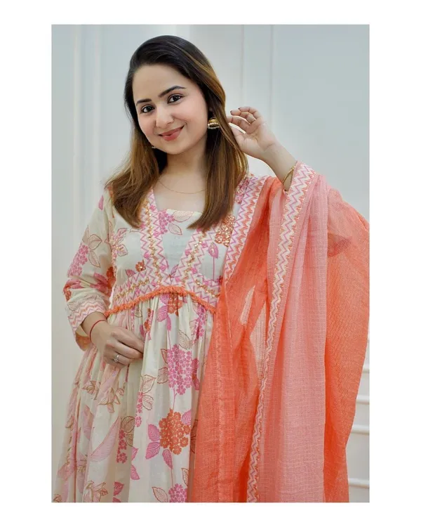Women_Cotton_Blend_Cream_Kurta_Palazzo_Dupatta_Set
