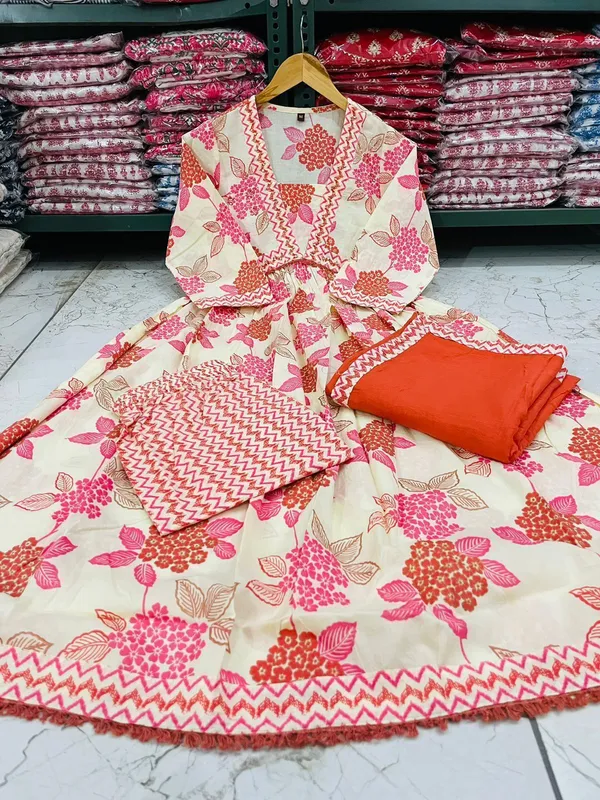 Women_Cotton_Blend_Cream_Kurta_Palazzo_Dupatta_Set