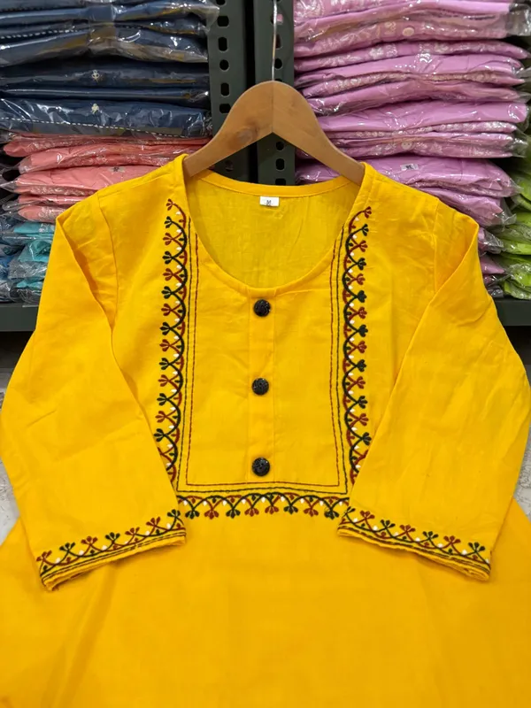 Cotton_Embroidered_Kalamkari_Yellow_Dupatta_Suit
