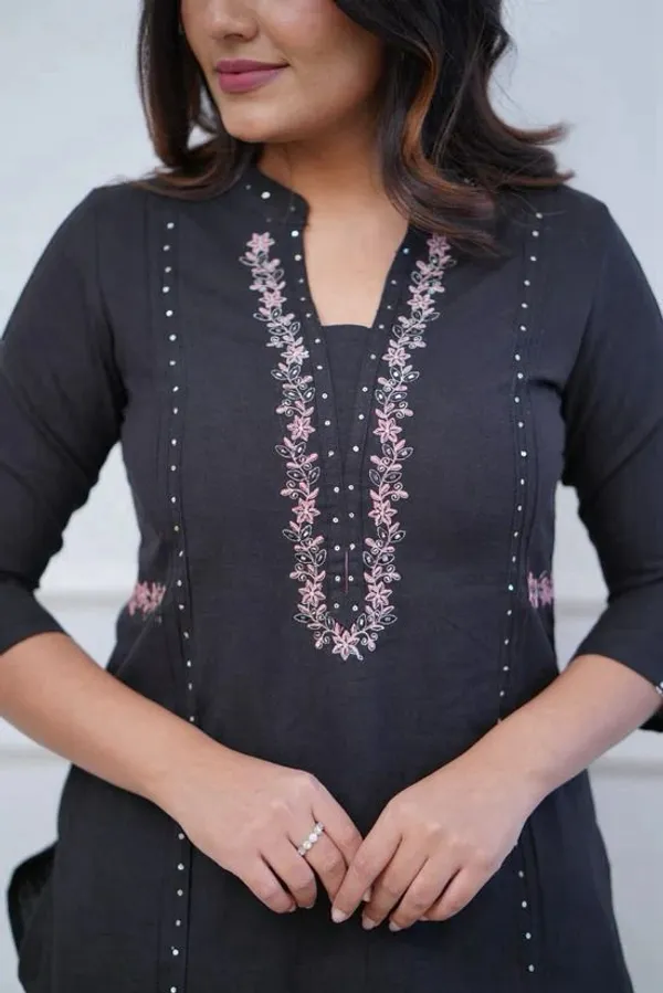 Black_Cotton_V-Neck_Embroidered_Co-Ord_Set_For_Women