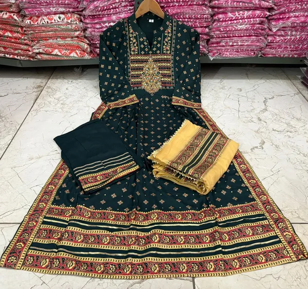 Peacock_color_Jaipuri_Kurta_set