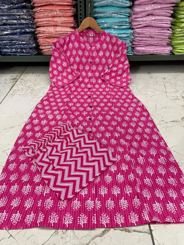 Pink_Floral_Printed_Mandarin_Collar_Straight_Kurta_with_Trousers