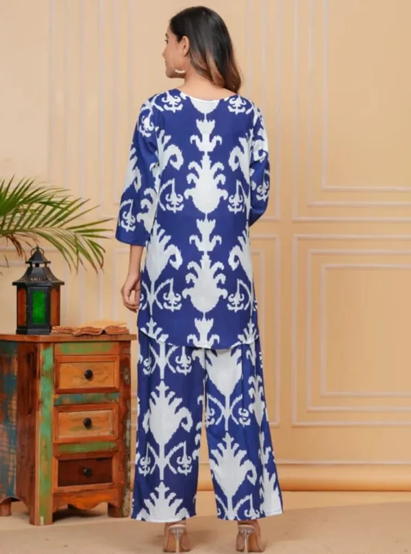 Women_Beautiful_Printed_Blue_Floral_Cotton_Cor-Ords_Set
