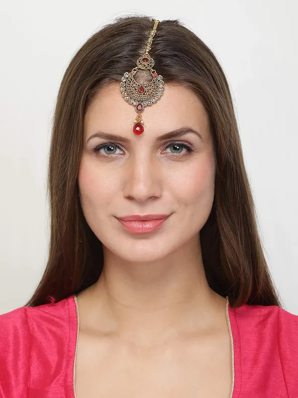 Red_Traditional_Antique_American_Diamond_Bindiya_Style_Brass_Ethnic_Maang_Tika_(Ad_Antique_Maang_Tika)_For_Women_And_Girls_Pack_Of_1
