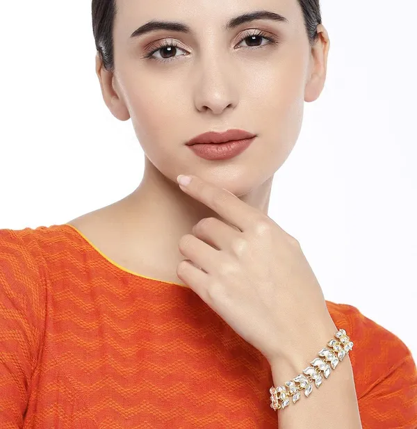 Gold_Women_Gold_Plated_Adjustable_Kundan_Bracelet