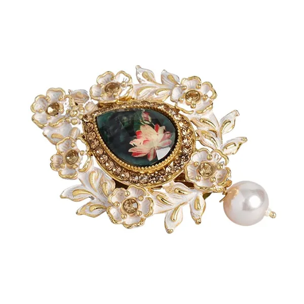 Gold_Presents_A_Women_S_Gold-Toned_&_Green_Handcrafted_Enamelled_Stone-Studded_Brooch._Elegant_And_Timeless,_Perfect_For_Adding_A_Touch_Of_Sophistication_To_Any_Outfit.