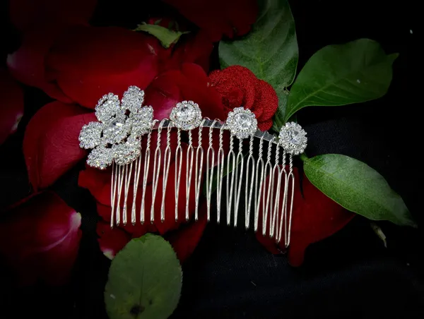 Gold_Bridal_Hair_Accessories_Hair_Clip/Comb_Pin/Jooda_Pin_For_Women_And_Girls_Pack_Of_1
