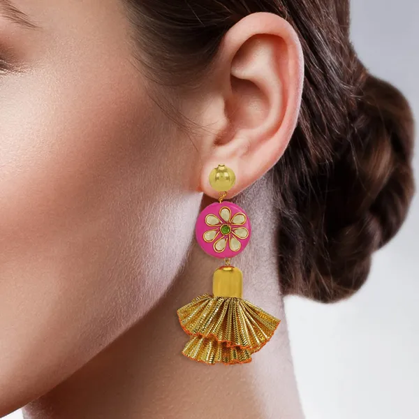 Gold_Plated_Kundan_And_Gota_Frill_Style_Tassle_For_Women_And_Girls