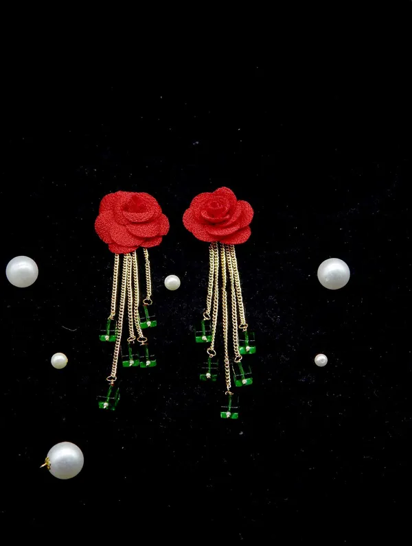Red_Rose,_Green_Cyrstal_Brass_Earrings_For_Women