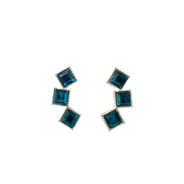 Blue_Semi_Precious_Stunning_Stones_Studded_Delicate_Oxidized_Earrings_For_Women_And_Girls_(Blue)