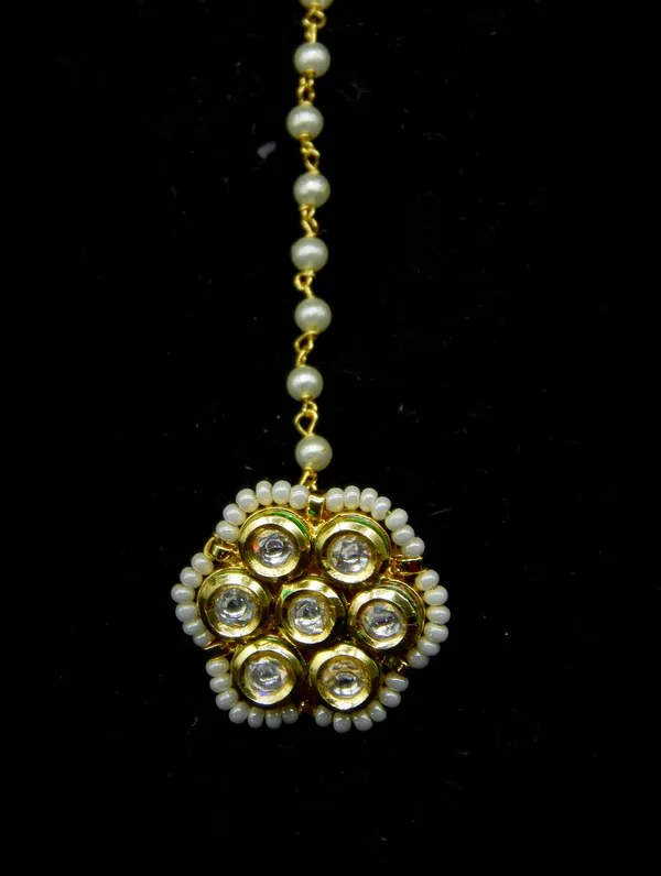 Gold_Plated_Traditional_American_Diamond_Floral_Shaped_Borla/Maang_Tika_For_Women