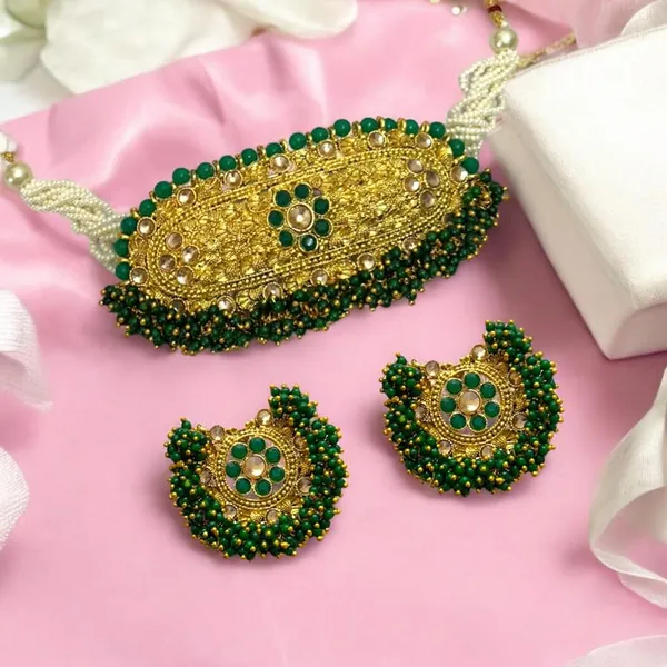 Green_Gold_Plated_Traditional_Green_Beads_Embellished_Rajwadi/Rajasthani_Style_Statement_Choker_Set_With_Earrings_And_Maang_Tikka_For_Women_And_Girls