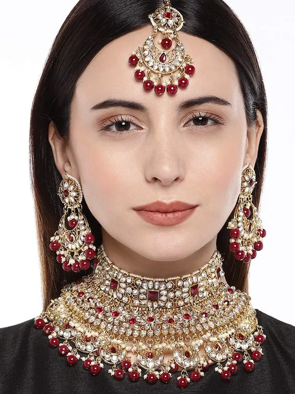 Gold_Plated_Traditional_Kundan_And_Ruby_Stones_Embellished_Statement_Bridal_Necklace_Jewellery_Set_With_Pair_Of_Earrings_And_Maang_Tika_For_Women
