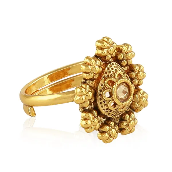 Gold_Color_Copper_Material_Traditional_Tilak_Shaped_Toe_Ring_For_Women_And_Girls_Pair_Of_1