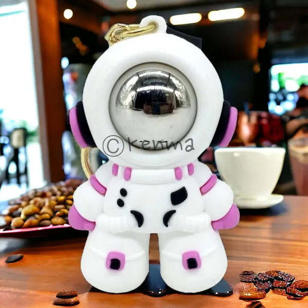 Cute_3D_White_Black_Astronaut_Lanyard_Rubber_Keychain_Lanyard_Charm_Keyring