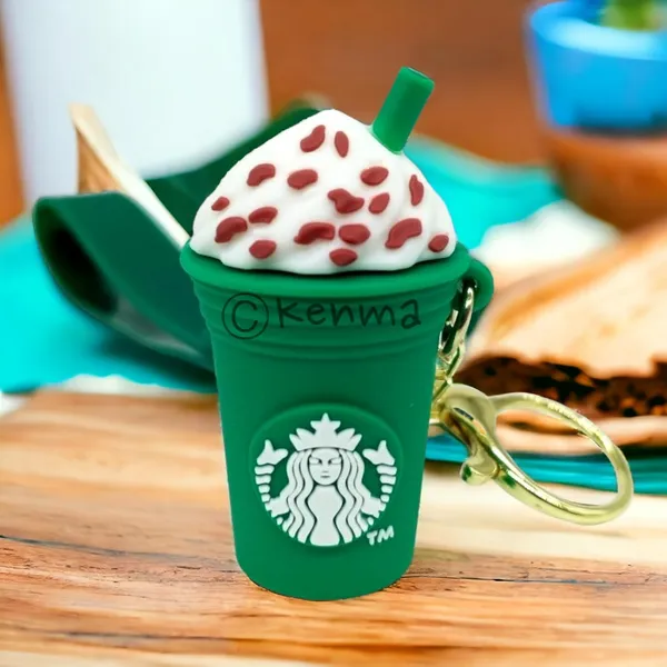 Cute_Star_3D_Green_Cup_Lanyard_Rubber_Keychain_Lanyard_Charm_Keyring