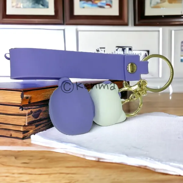 Cute_White_Hello_Kitty_Inside_Of_Purpule_Cup_Lanyard_Rubber_Keychain_Lanyard_Charm_Keyring