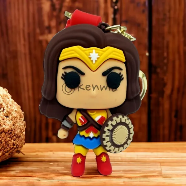 Wonder_Woman_Standing_Lanyard_Rubber_Keychain_Lanyard_Charm