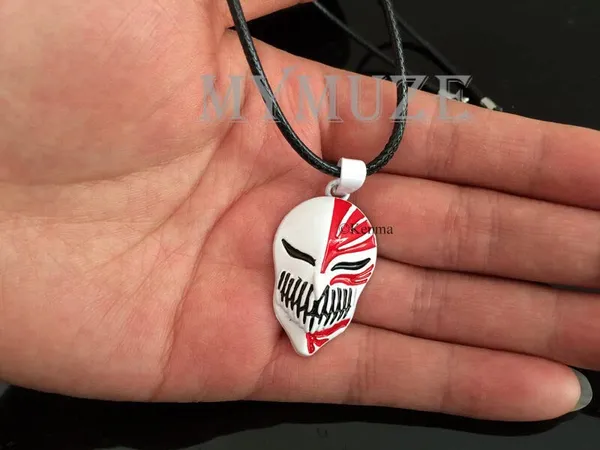 Bleach_Anime_Kurosaki_Ichigo_Necklace_Pendant_2_Cosplay_White_Collectible_Merchandise_Pendant