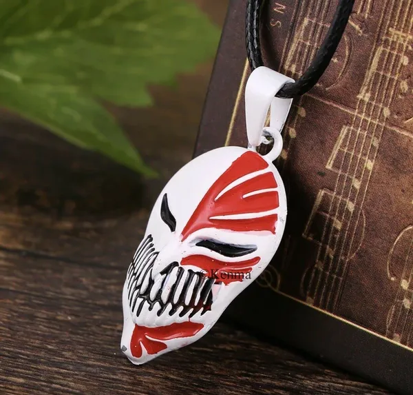 Bleach_Anime_Kurosaki_Ichigo_Necklace_Pendant_2_Cosplay_White_Collectible_Merchandise_Pendant
