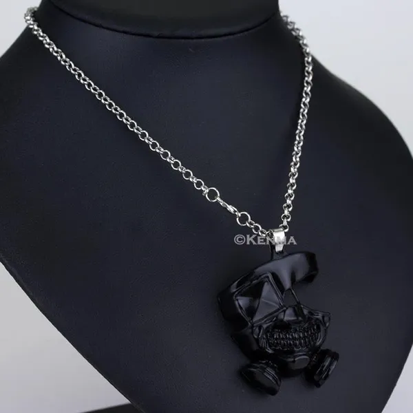 Tokyo_Ghoul_Necklace_Kaneki_Ken_Black_Metal_Mask_Anime_Cosplay_Necklace_Pendant_Jewelry_For_Fans_Collection_Necklace