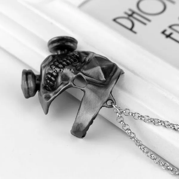 Tokyo_Ghoul_Necklace_Kaneki_Ken_Silver_Metal_Mask_Anime_Cosplay_Necklace_Pendant_Jewelry_For_Fans_Collection_Necklace