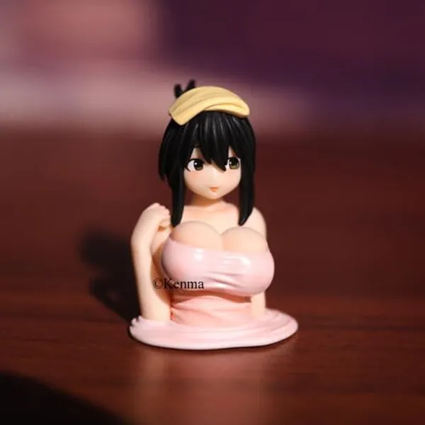 Chest_Shaking_Girl_Kanako_Car_Dashboard,_Collectables_Figure_(40L_X_40W_X_60H_Millimeters)