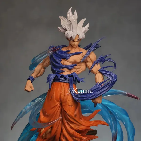 Dbz_Goku_Ultra_Instinct_With_2_Interchangable_Heads_And_Light_Premium_Big_Action_Figure_Pvc_Anime_Figurine_Collectible_Model_Toy_(44_Cm)