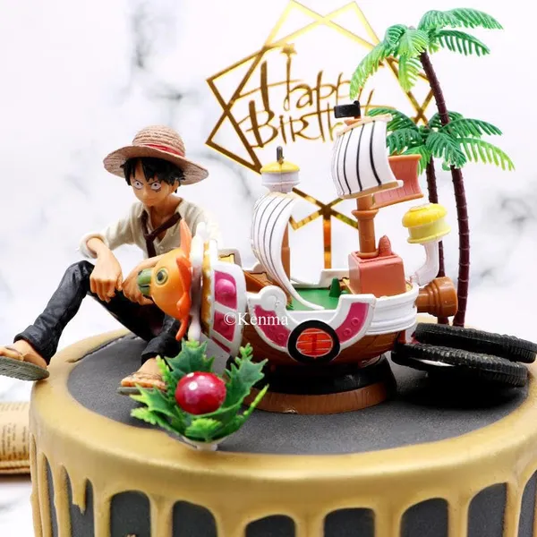 One_Piece_Thousand_Sunny_Ship_Mokey_D_Luffy_Ship_Miniature_Model_Action_Figure_Pvc_Anime_Figurine_Merchandise_Collectible_Model_Toy_Statue_(10_Cm)