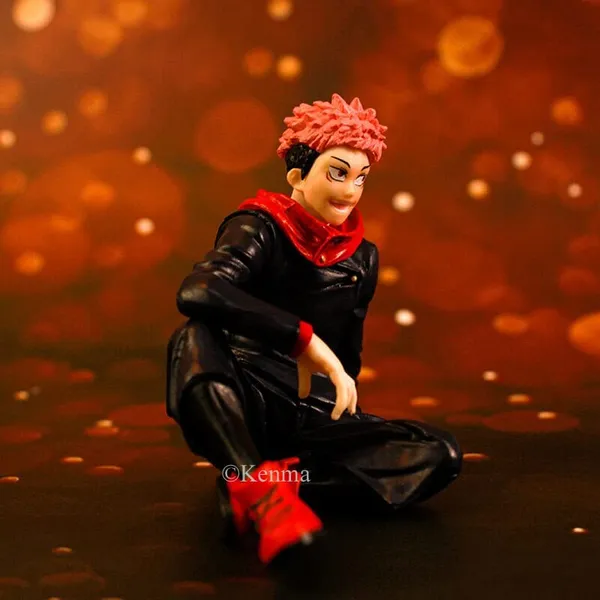 Jujutsu_Kaisen_Itadori_Yuji_Anime_Action_Figure_Sitting_Posture_Version_Pvc_Collection_Model_Dolls_Toys_(8L_X_10W_X_8H_Cm)