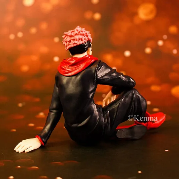 Jujutsu_Kaisen_Itadori_Yuji_Anime_Action_Figure_Sitting_Posture_Version_Pvc_Collection_Model_Dolls_Toys_(8L_X_10W_X_8H_Cm)