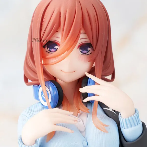 The_Quintessential_Quintuplets_Nakano_Miku_Action_Figures_Anime_Statuettes_Collectible_Decorations_Children_Gift_Dolls_Toy_(17_Cm)