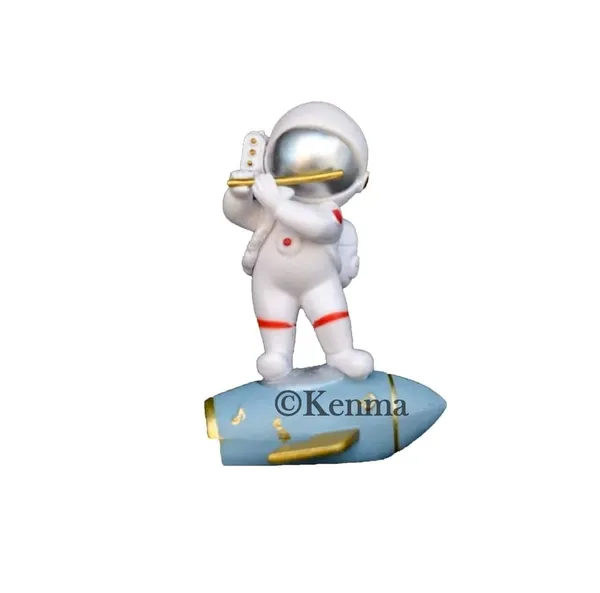 Astronaut_Tiny_Tan_Music_Band_Figurine_Space_Man_Space_Ship_Standee_Action_Figure_(6L_X_4W_X_15H_Cm)