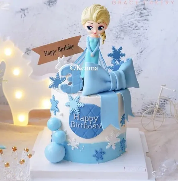 __Cute_Fancy_Princess_Elsa_Figure_For_Car_Dashboard,_Decoration,_Cake,_Office_Study_Table_(7L_X_6W_X_17H_Cm)