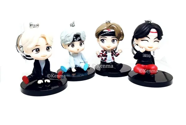 Bts_Bt21_Music_Band_Action_Figures_Set_8_(14L_X_5W_X_13H_Cm)