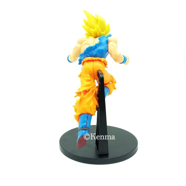 Dbz_Goku_In_Action_Flying_Super_Saiyan_Ssj_Fight_Action_Figure_(14L_X_11W_X_22H_Cm)