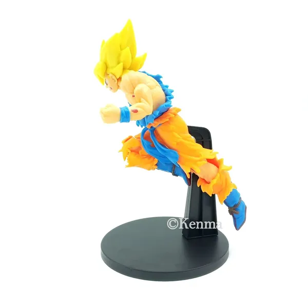 Dbz_Goku_In_Action_Flying_Super_Saiyan_Ssj_Fight_Action_Figure_(14L_X_11W_X_22H_Cm)