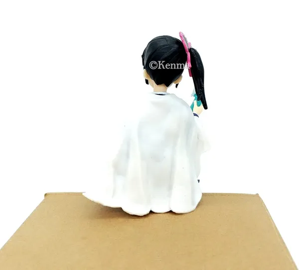Demon_Slayer_Kanae_Kocho_Perching_Sitting_Eating_Action_Figure_Kimetsu_No_Yaiba_Pm_Perching_Anime_Figure_Weeb_Manga_Collectible_(9L_X_9W_X_14H_Cm)