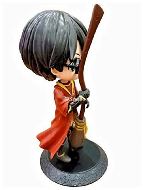 Hp_With_Broom_Action_Figure_(10L_X_9W_X_15H_Cm)