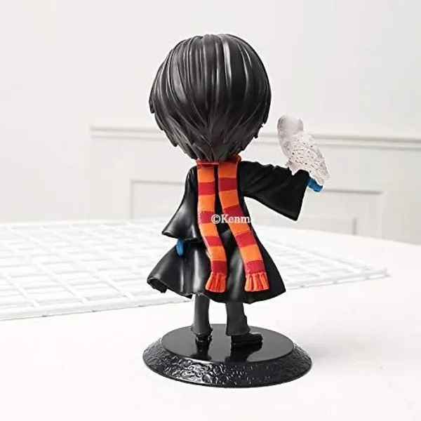 Hp_With_Hedwig_Qsposket_Action_Figurine_(10L_X_9W_X_15H_Cm)