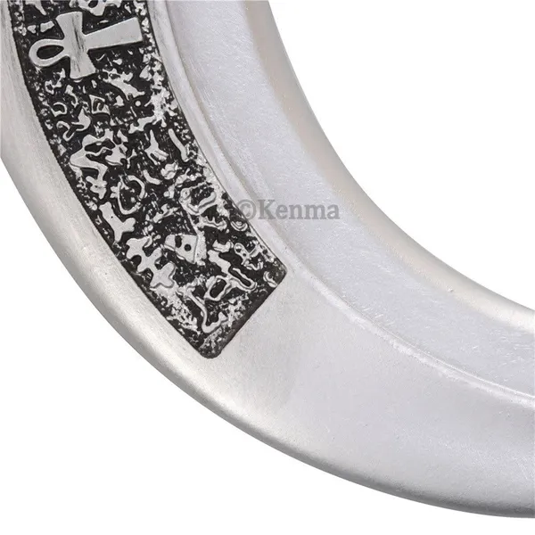 Moon_Knight_Throwing_Crescent_Dart_Prop_Cosplay_Collectible