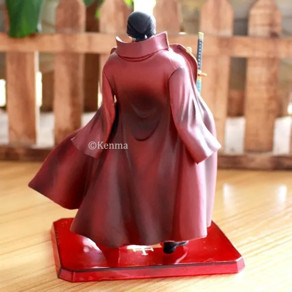 One_Piece_Roronoa_Zoro_Dead_Or_Alive_Figurine