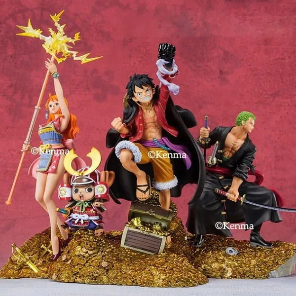 One_Piece_Treasury_Set_Of_4_Luffy_Nami_Chopper_Zoro