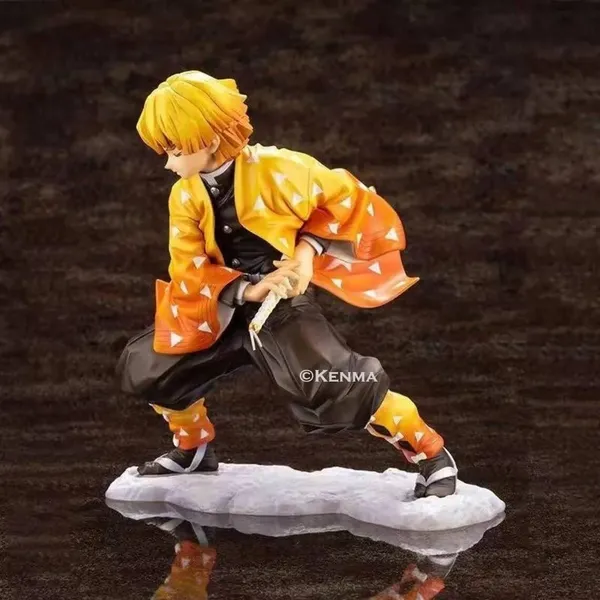 Demonslayer_Anime_Zenitsu_Agatsuma_Atacking_Pose_With_White_Baseaction_Figure_(15_Cm)